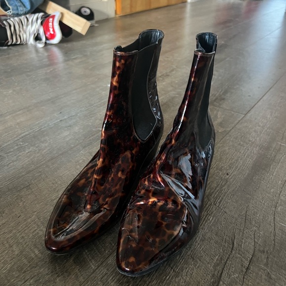 Saint Laurent Dylan tortoise shell patent boot - Picture 3 of 4